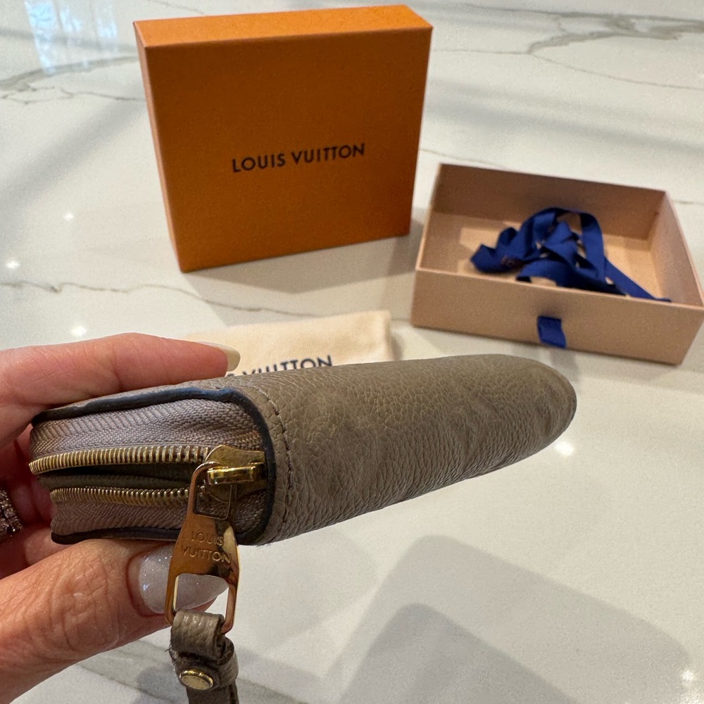 Louis Vuitton Monogram Empreinte Leather Zippy Coin Purse - Tourterelle - Picture 6 of 14